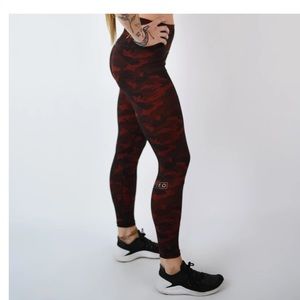 Fleo Blood Orange Camo legging - Medium